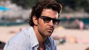 Hrithik Roshan’s one tweet helps a female fan get “Free AC Service