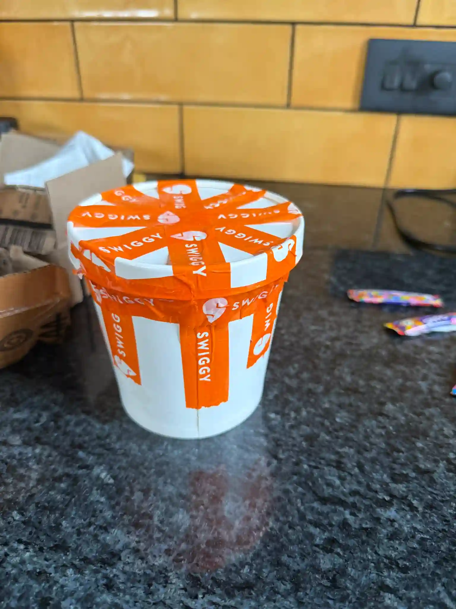 Zomato Responds After Customer Gets Order in Swiggy Packaging – Internet Can’t Stop Laughing!